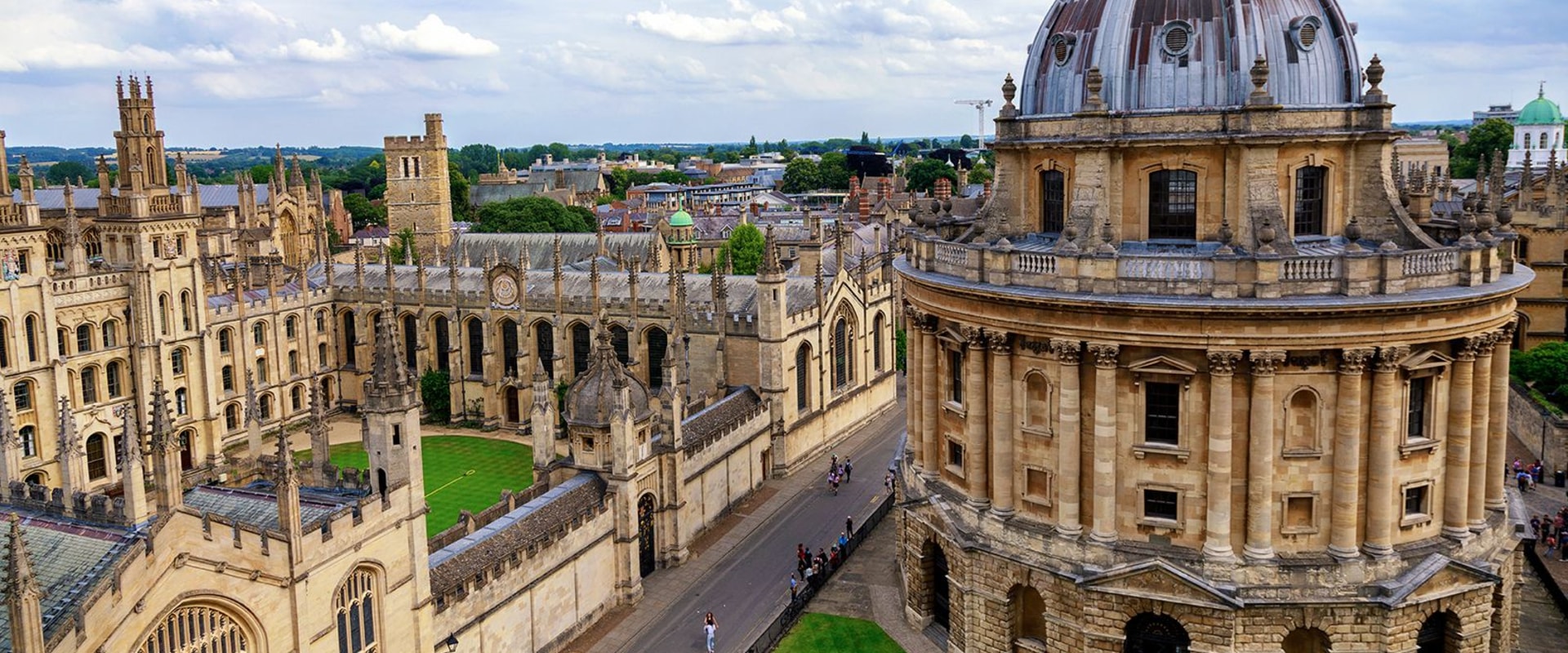 A Brief History of Oxbridge Universities